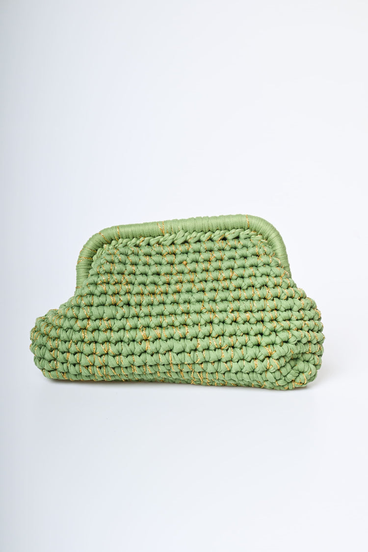Pochette intrecciata con fili lamé