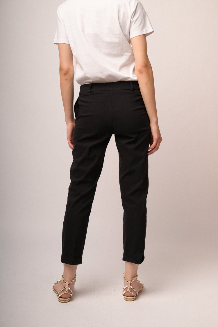 Pantaloni neri slim-fit misto viscosa
