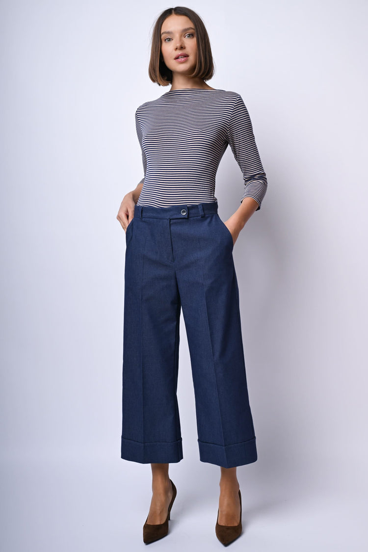 Pantaloni crop con risvolto