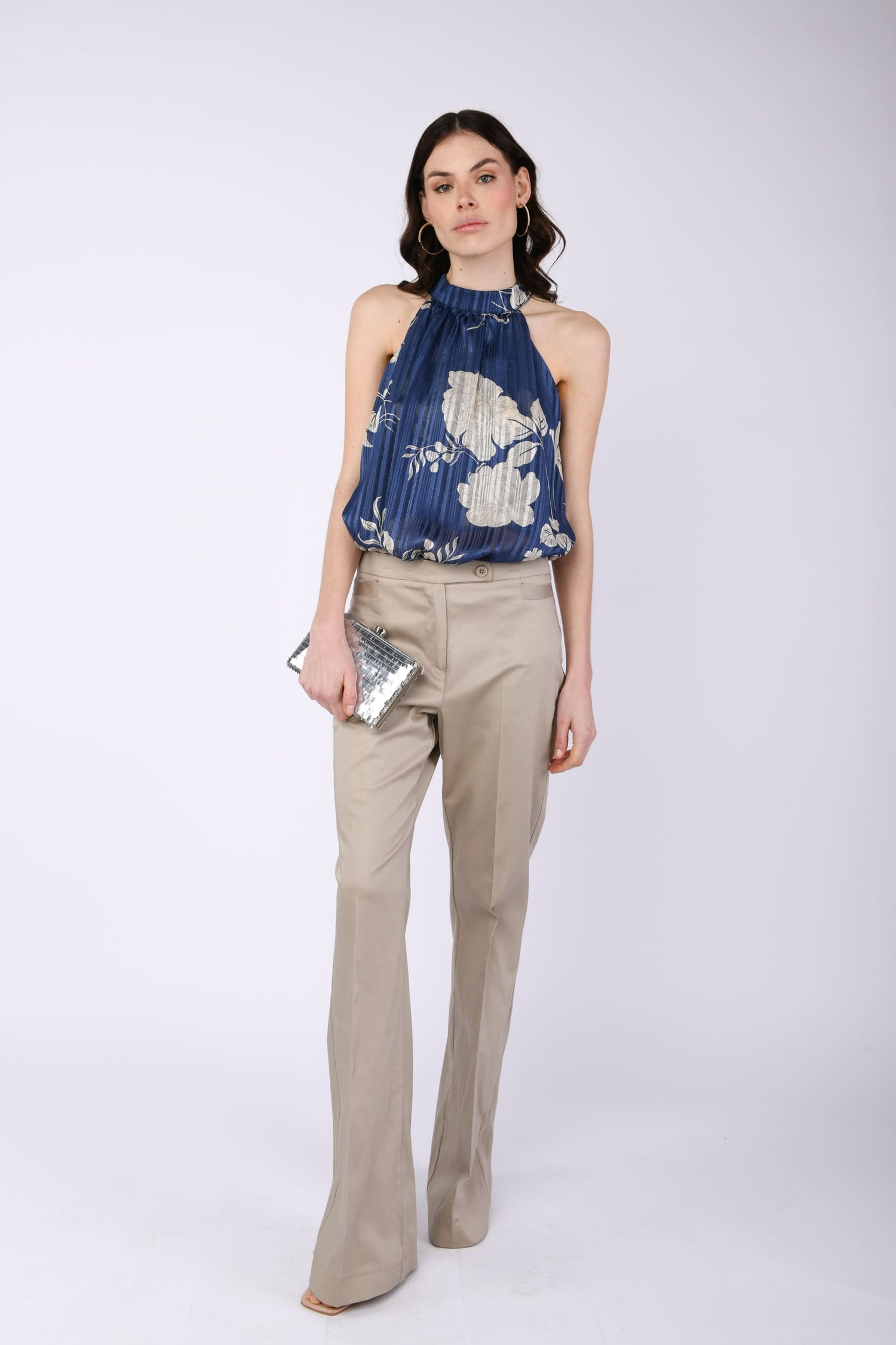E6BE-24_1_1_59a3a675-0e9c-47c1-9cec-1cd04a2b787a