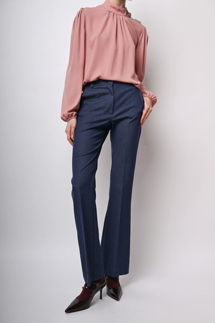 Pantaloni svasati in twill