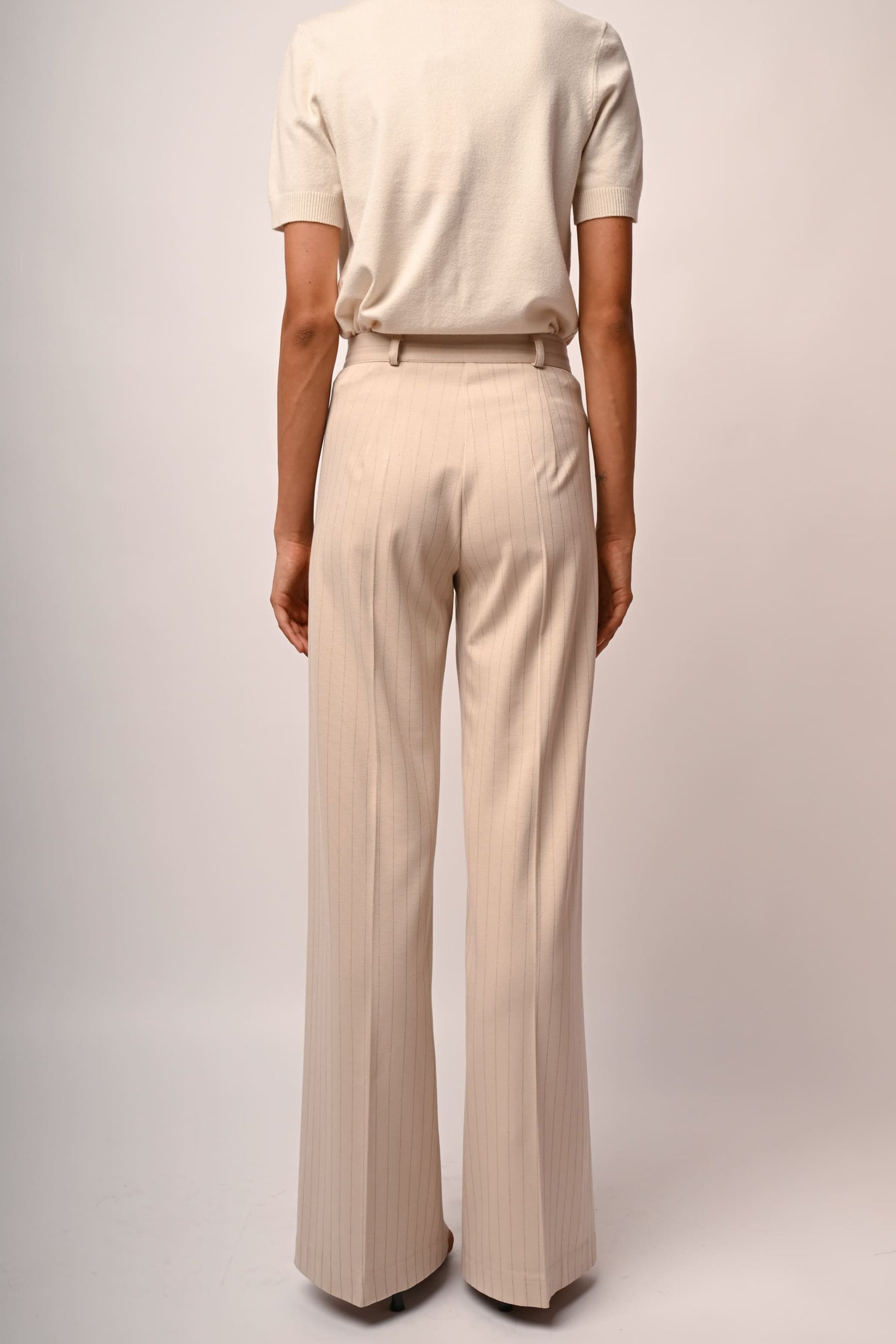 EE13FABE-25_4_4
