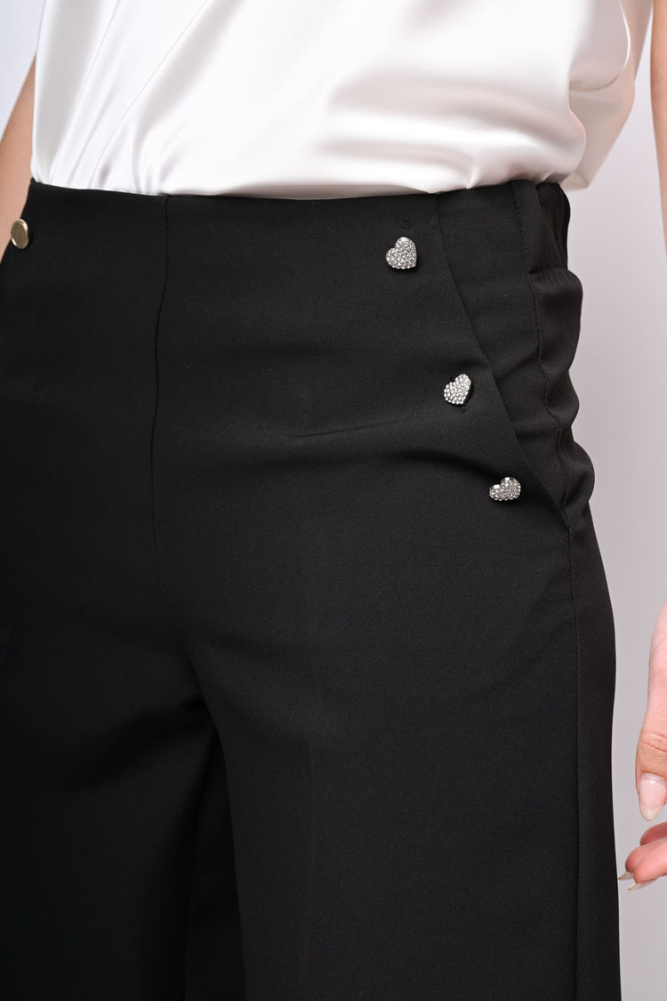 Pantaloni a ponte con bottoni gioiello