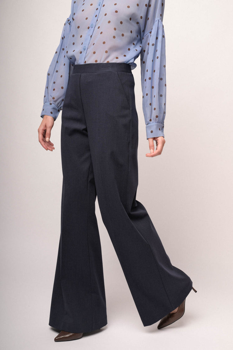 Pantaloni a gamba ampia misto cotone blu gessato