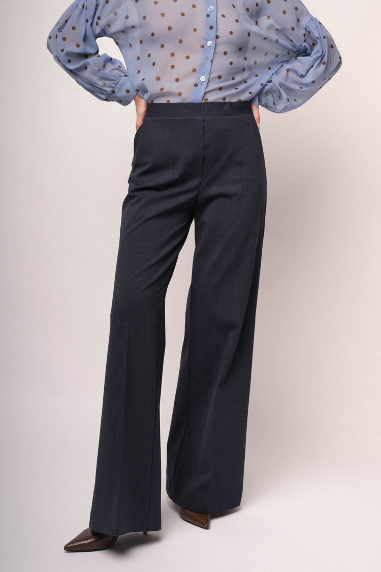 Pantaloni a gamba ampia misto cotone blu gessato