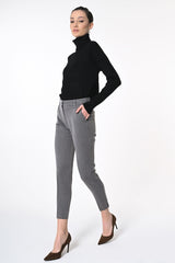Pantaloni slim-fit