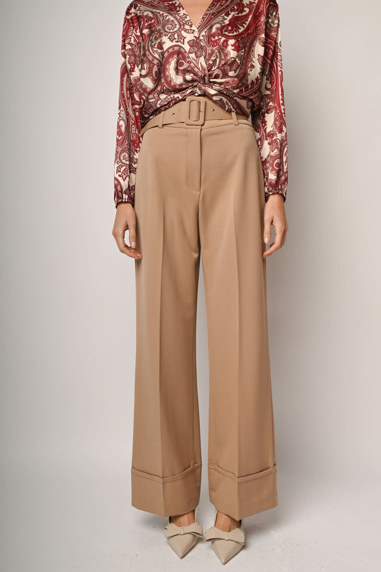 Pantaloni palazzo con cintura