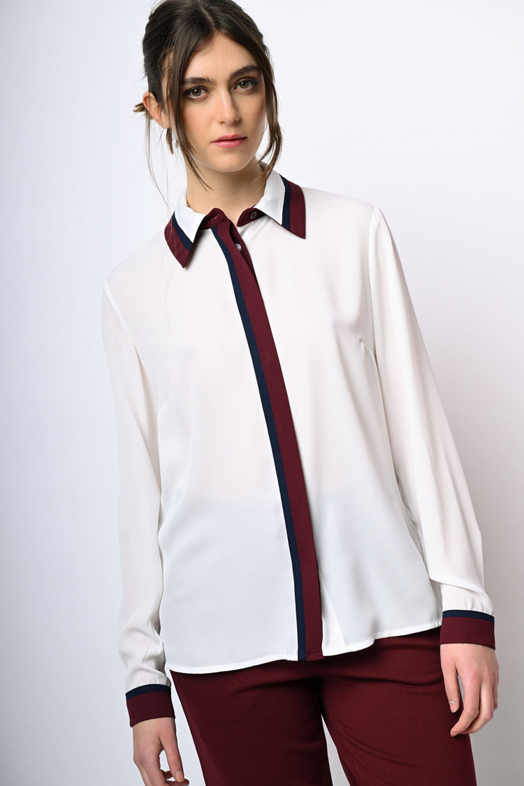 Camicia con profili a contrasto
