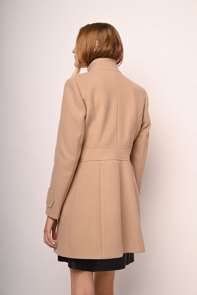 Cappotto con colletto alla coreana