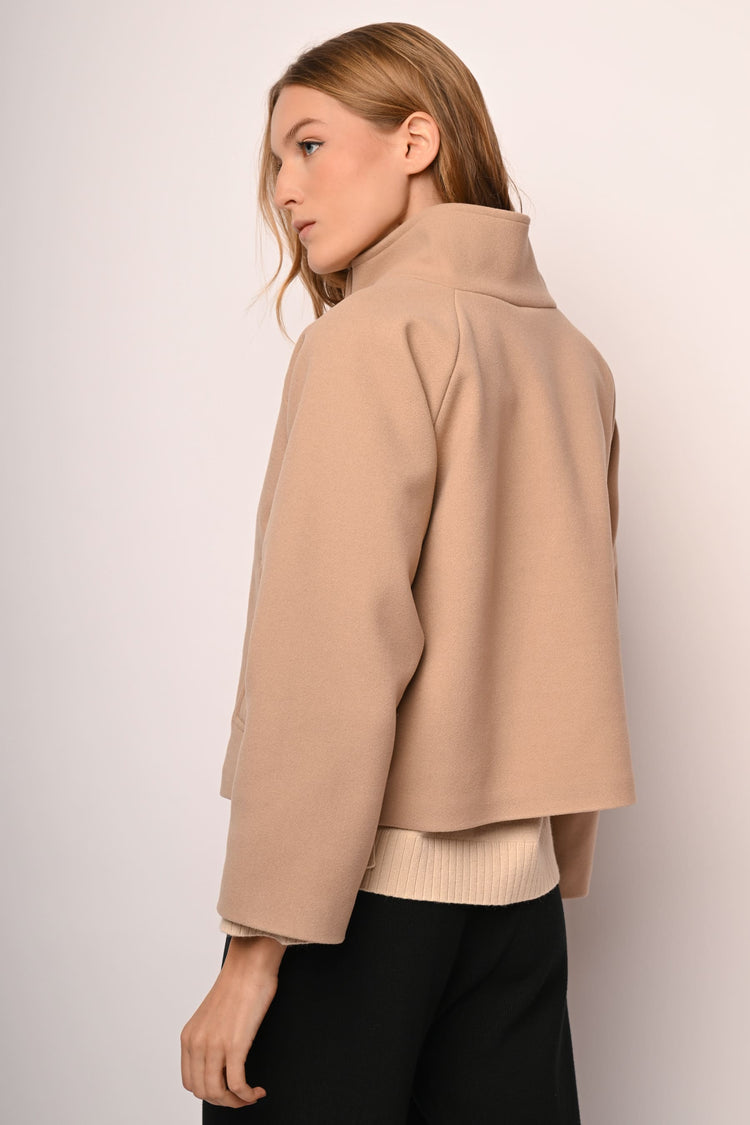 Cappotto corto doppiopetto