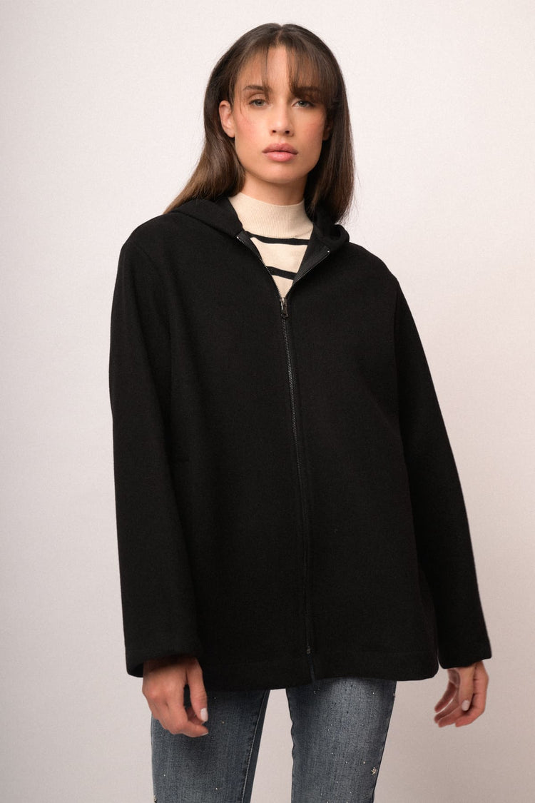 Cappotto corto con zip e cappuccio nero