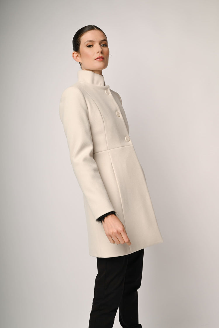 Cappotto con colletto alla coreana