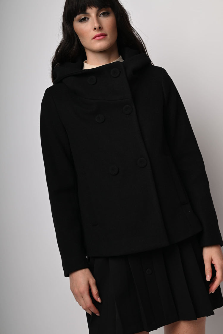 Cappotto doppiopetto corto con cappuccio