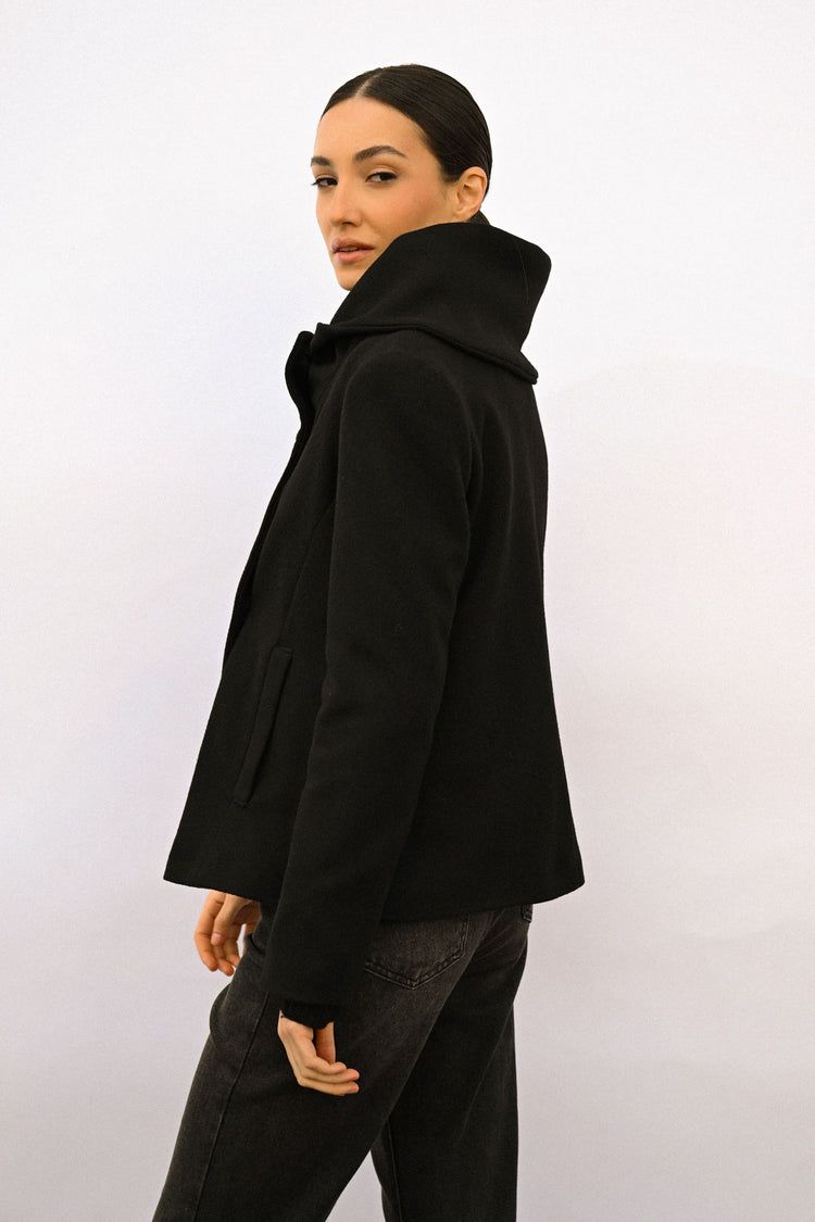 Cappotto doppiopetto corto
