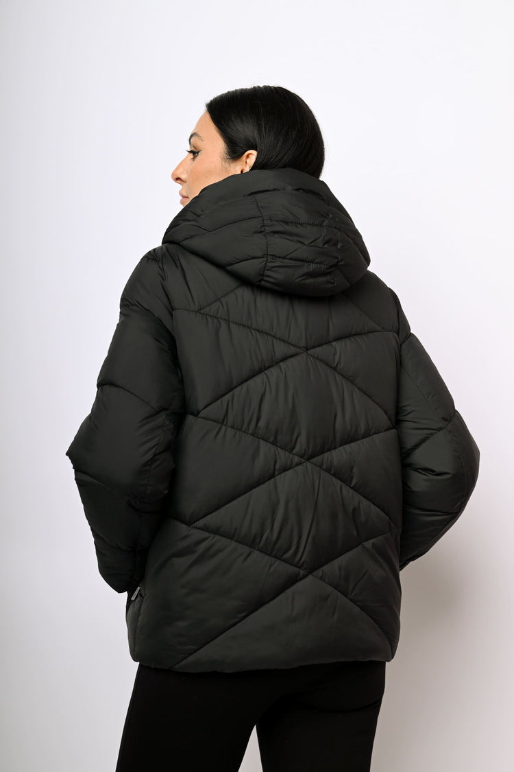 Piumino in nylon trapuntato con cappuccio