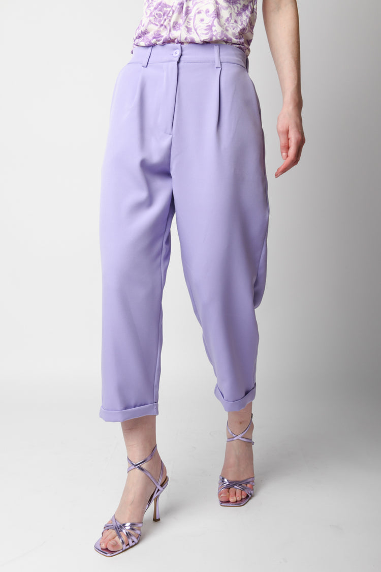 Pantaloni crop con risvolto