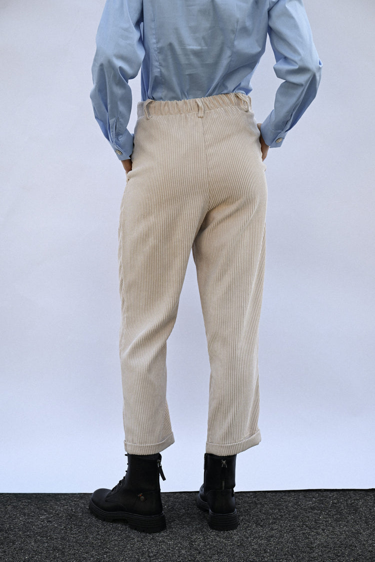 Pantaloni baggy in velluto a coste