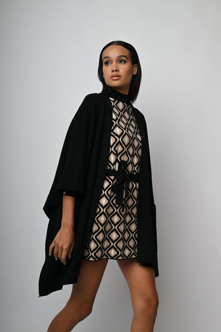 Soprabito-poncho in maglia