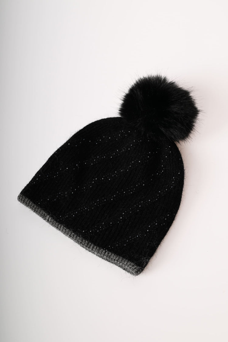 Berretto con pompon e strass