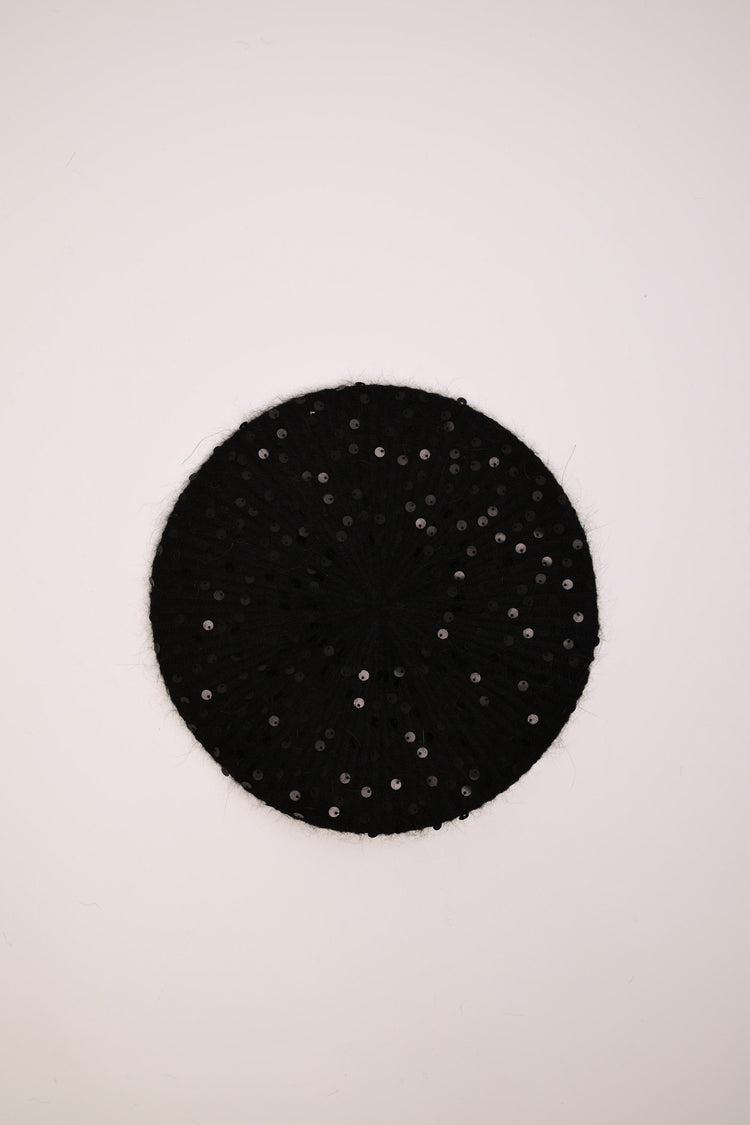 Basco nero con paillettes