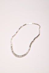 Collana lunga in metallo