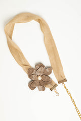 Cintura in tessuto oro con fiore-gioiello