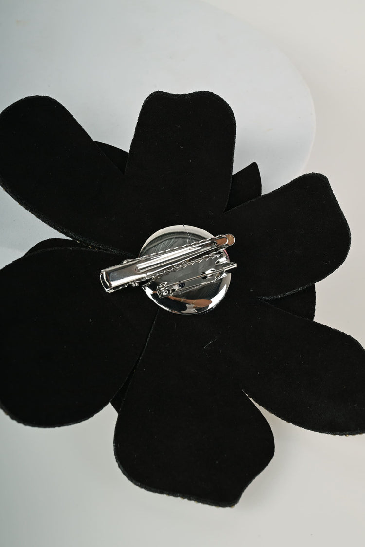 Spilla a fiore con strass