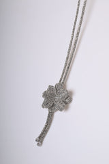 Collana lunga con fiore e strass