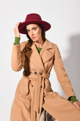 Cappello con catenella a cuore