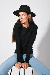Cappello con catenella a cuore