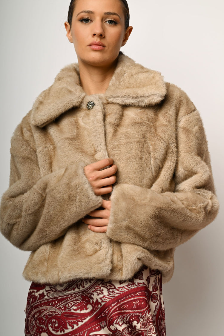 Giacca in faux fur