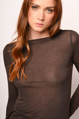 Maglia basic con scollo a barchetta