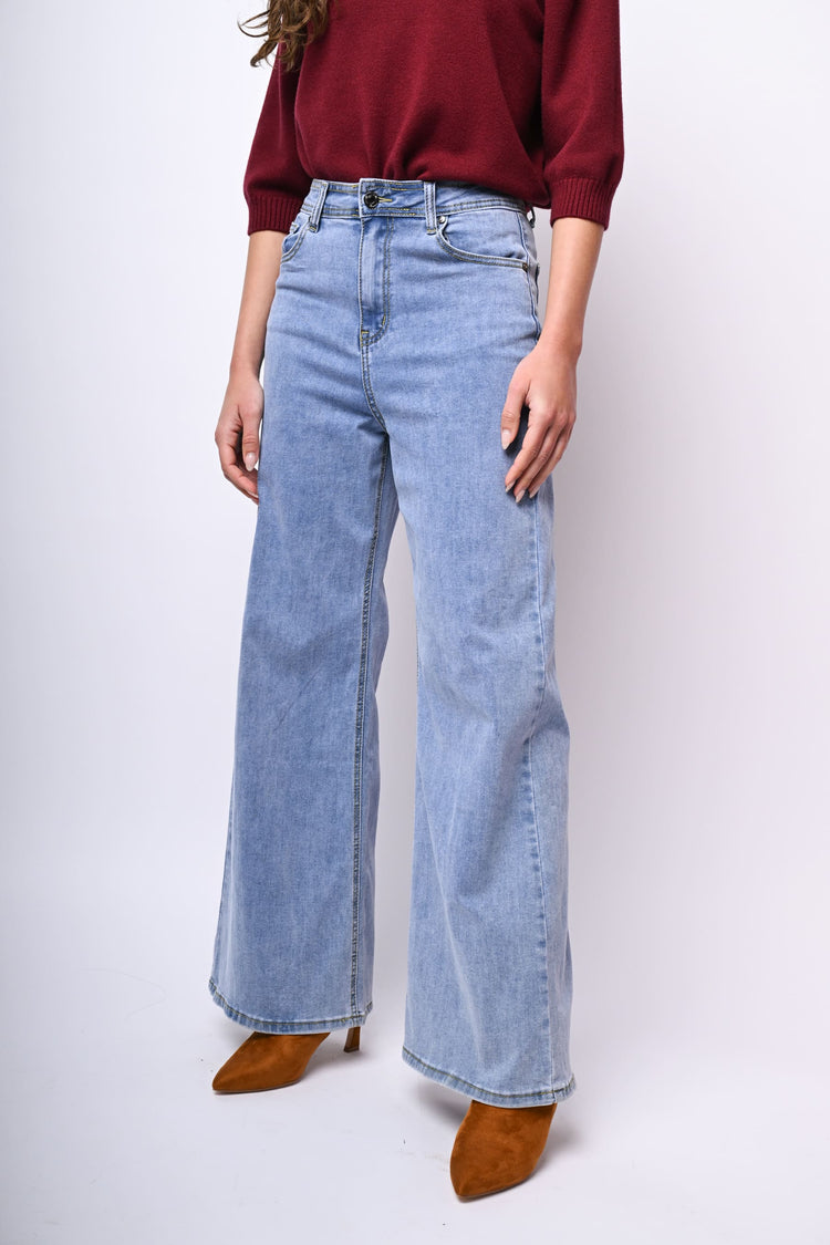 Jeans a gamba ampia