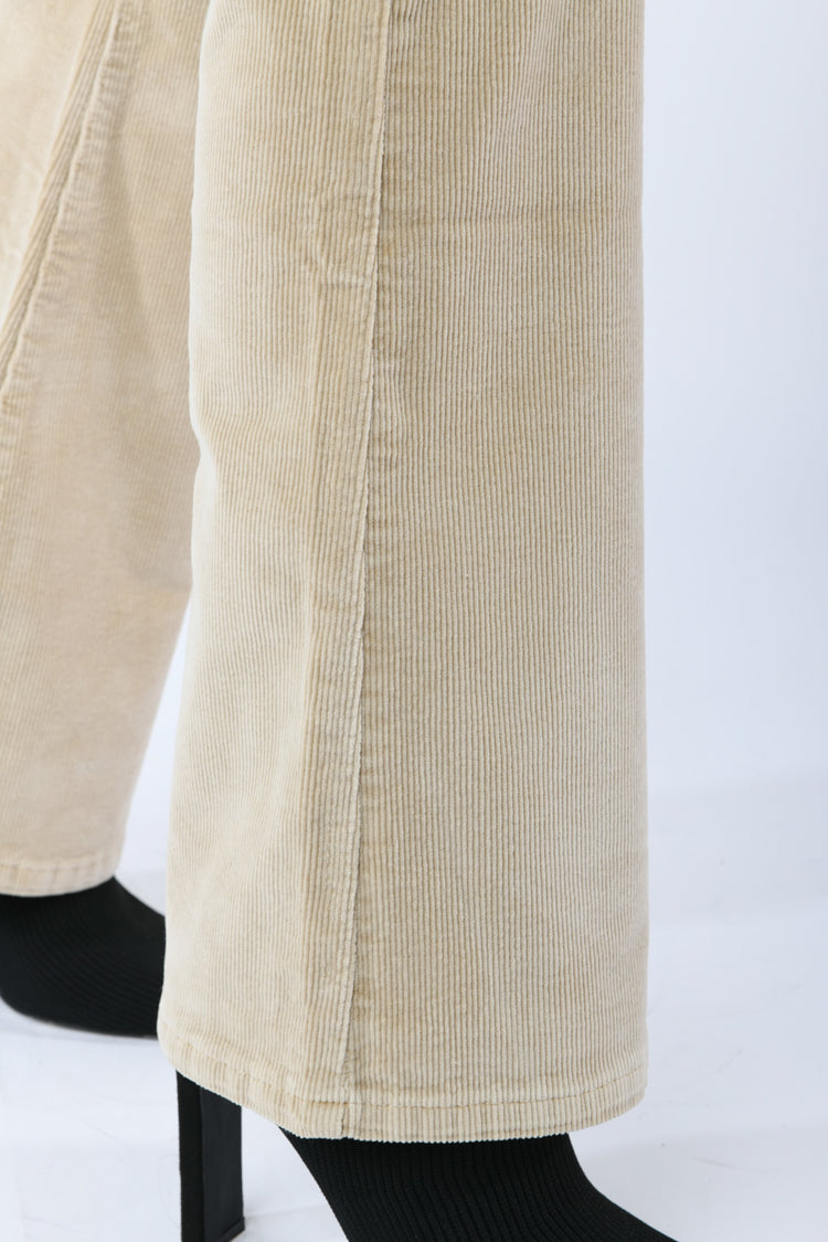 Pantaloni svasati in velluto a coste