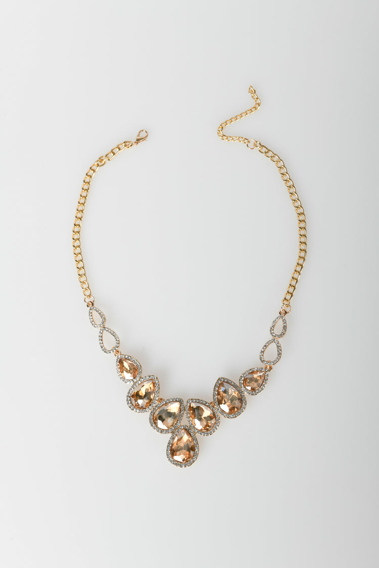 Collana con pietre a goccia