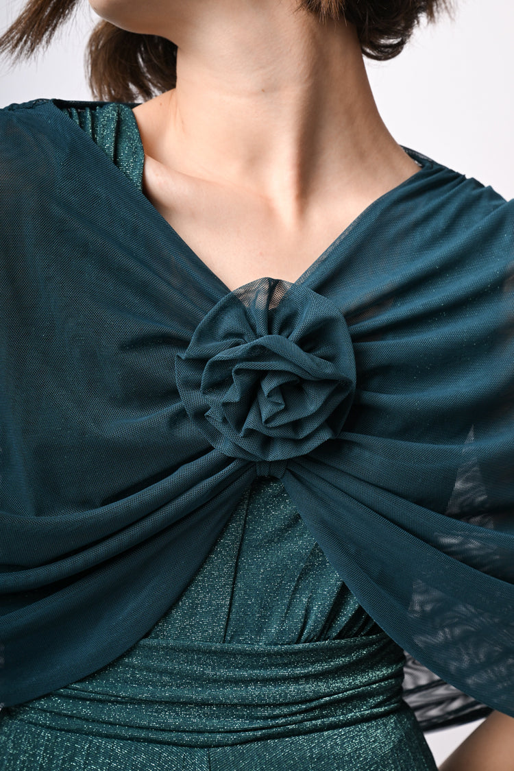 Coprispalle in tulle con rosa 3D