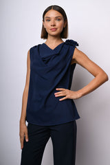 Top con rosa 3D