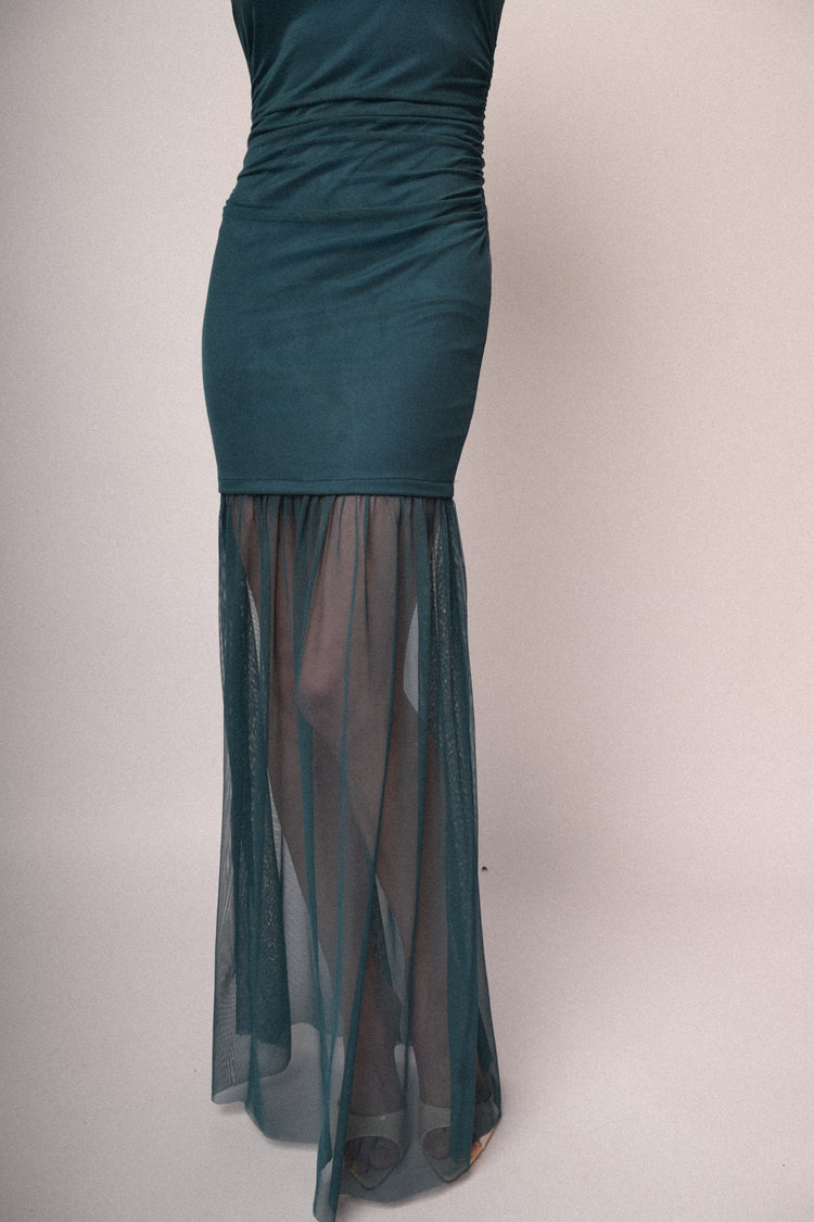 Abito lungo allamericana in tulle