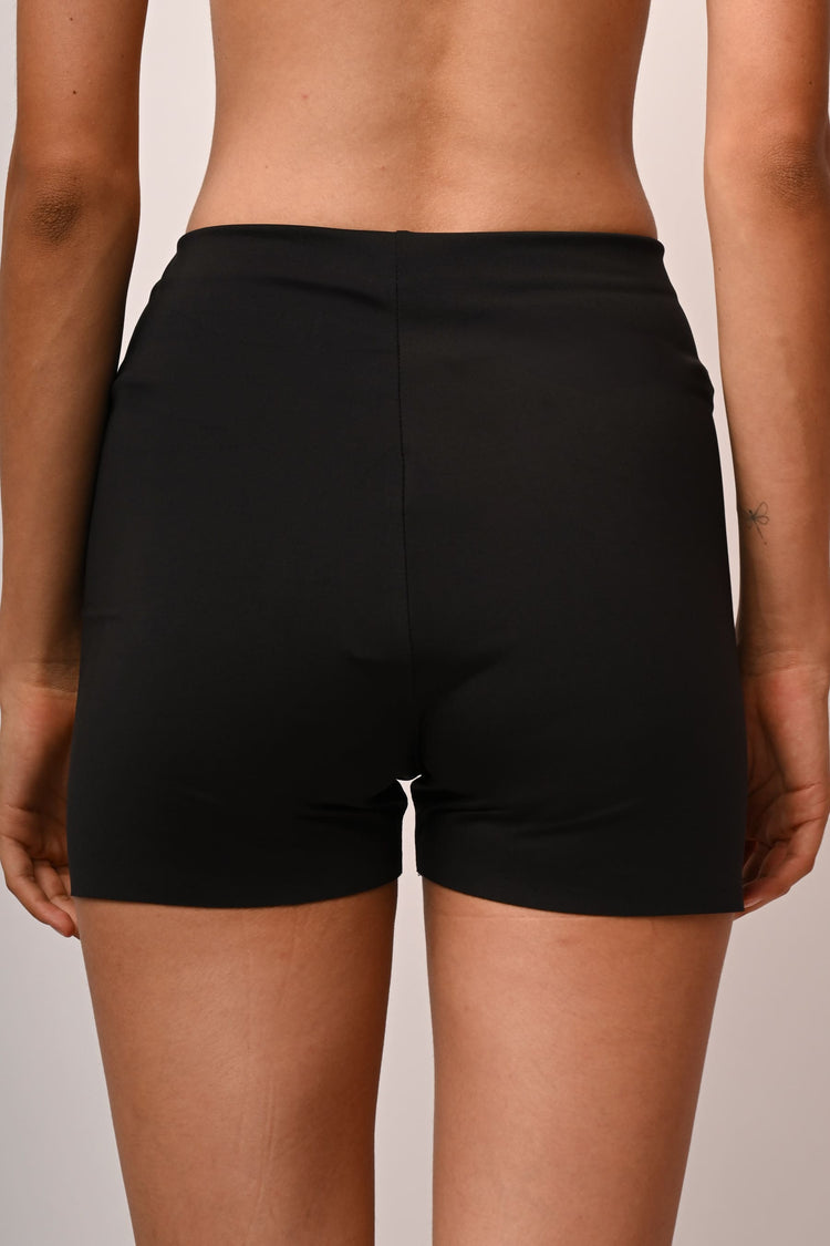 Shorts in tessuto stretch