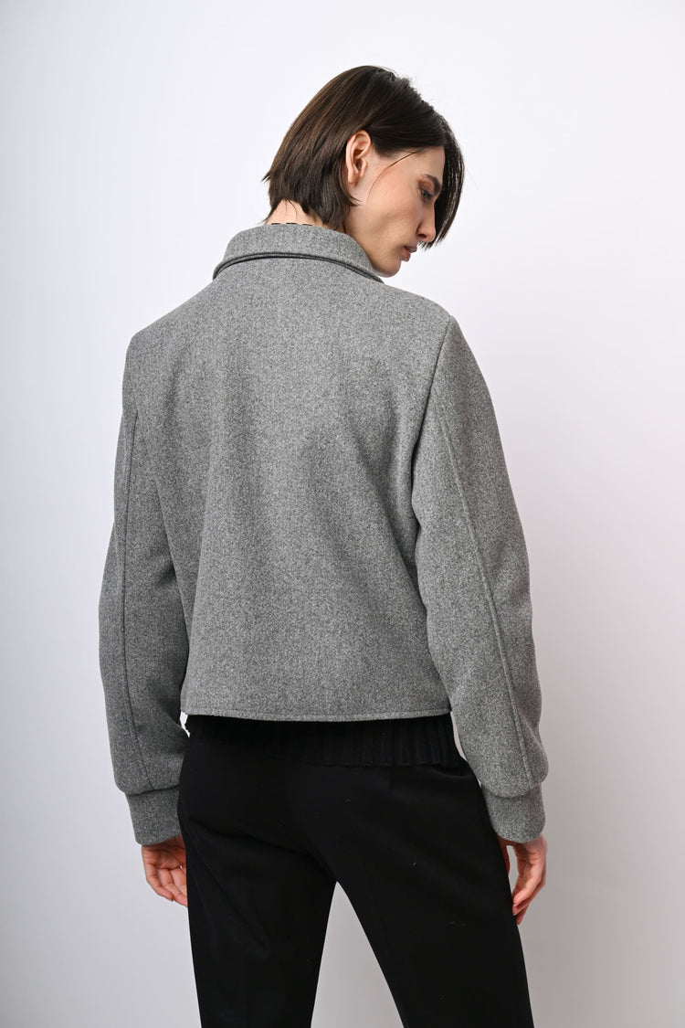 Giacca corta con tasche