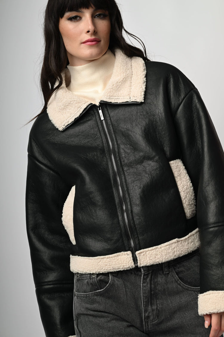 Giacca in similpelle e faux shearling