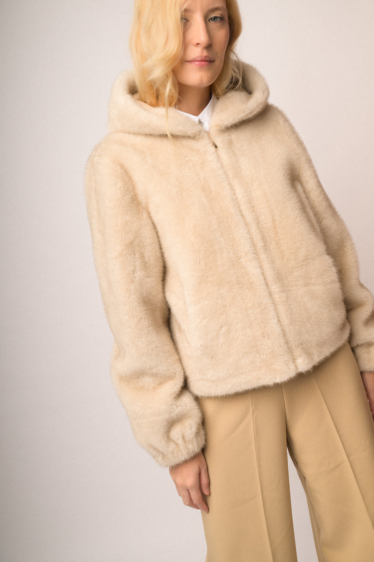 Giacca pelosa casual con zip
