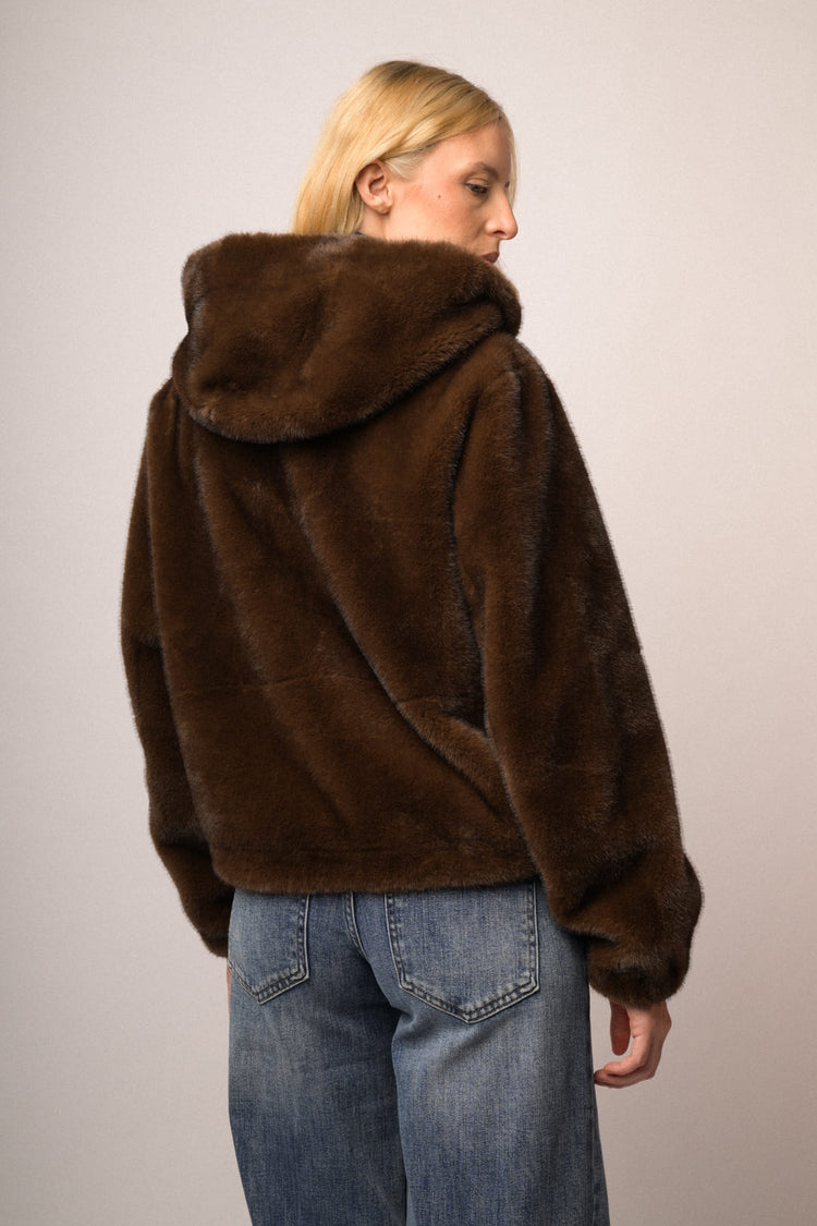 Giacca pelosa casual con zip