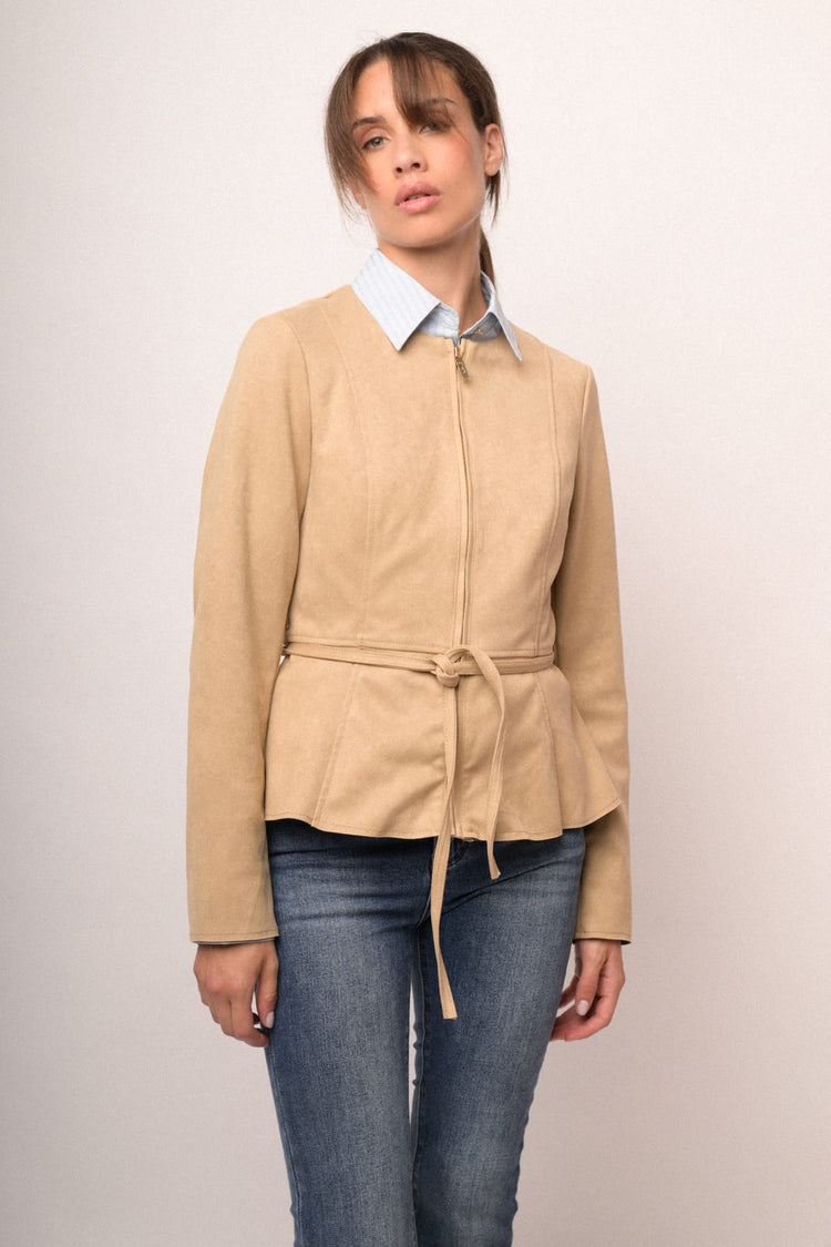 Giacca in faux suede beige con cintura