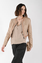 Giacca crop in similpelle con strass