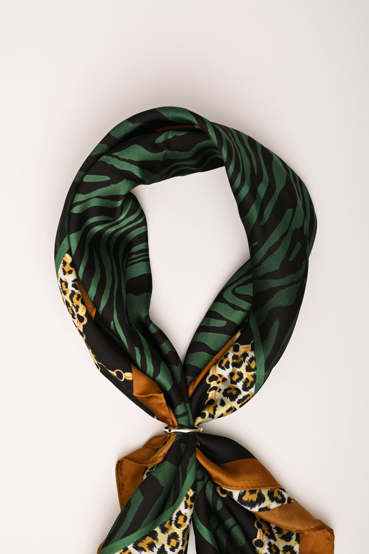 Foulard a stampa animalier mix con anello