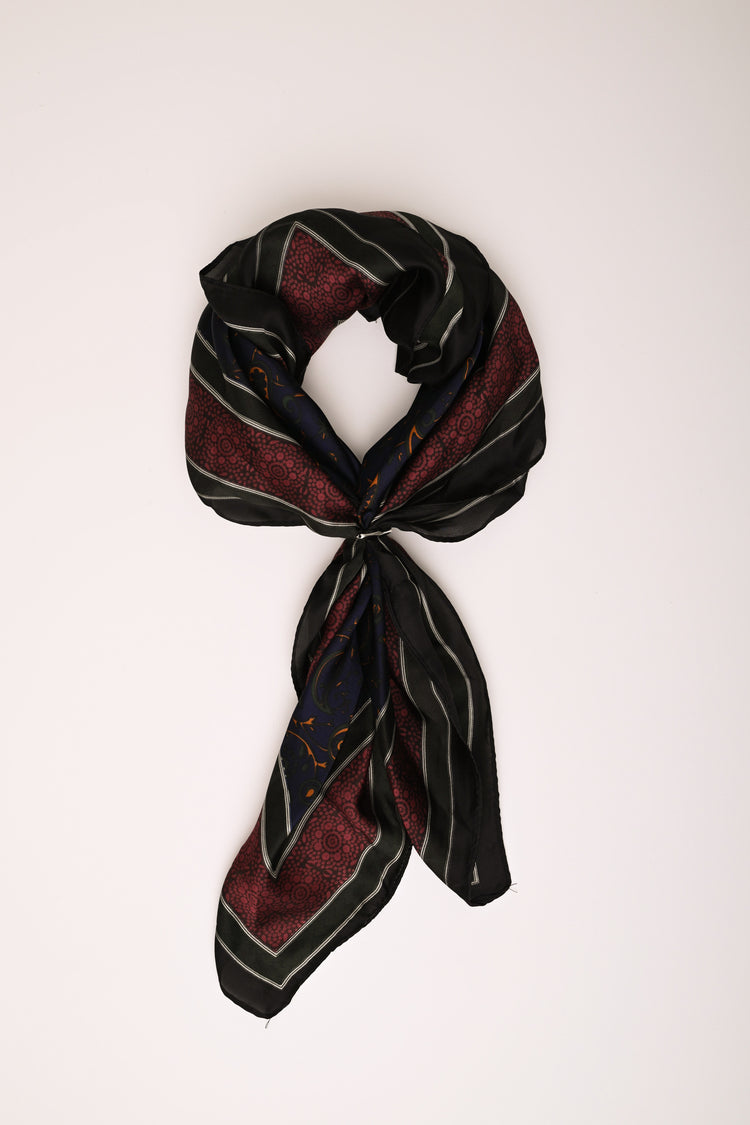 Foulard a stampa righe multicolor con anello