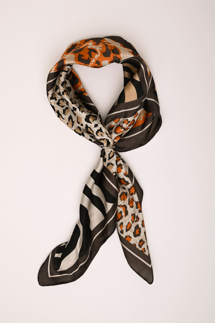 Foulard a stampa animalier mix con anello
