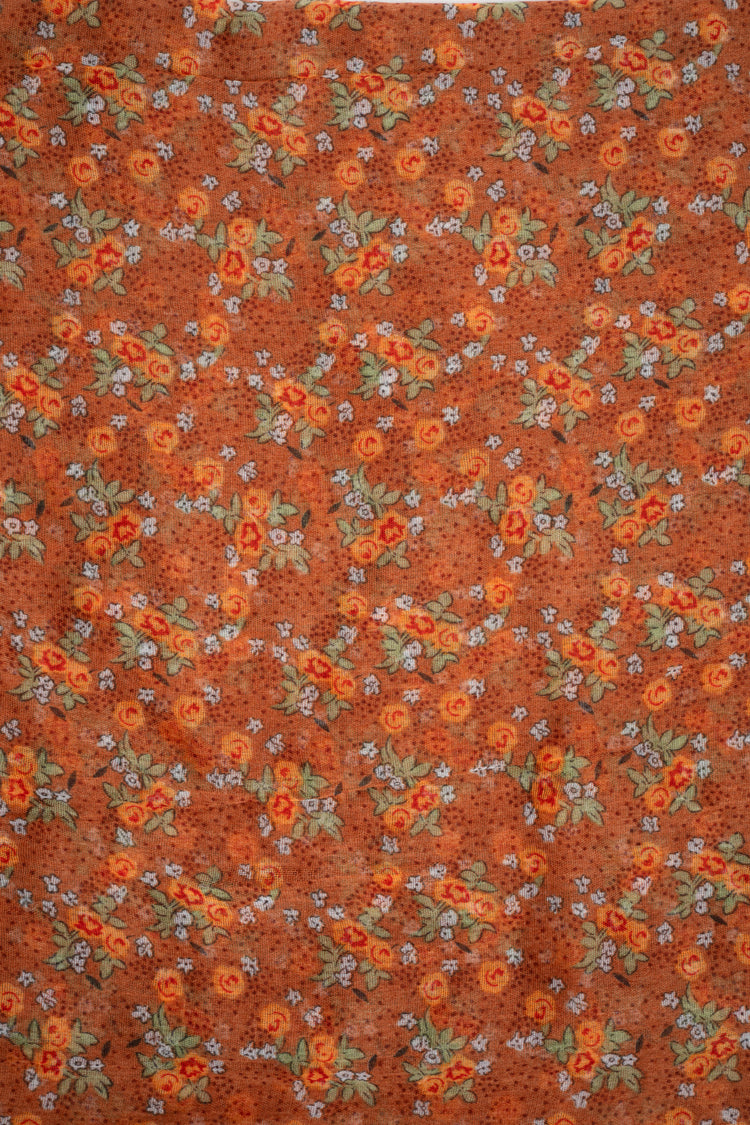 Sciarpa con piccoli fiori marrone