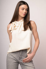 Top allamericana con fiocco